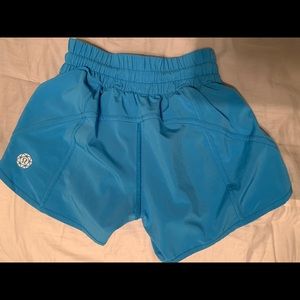 Aqua lululemon seawheeze tracker shorts